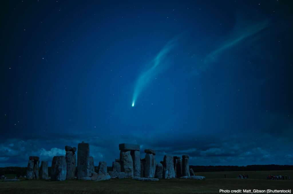 Signs & Wonders.  Halley's Comet visits Stonehenge